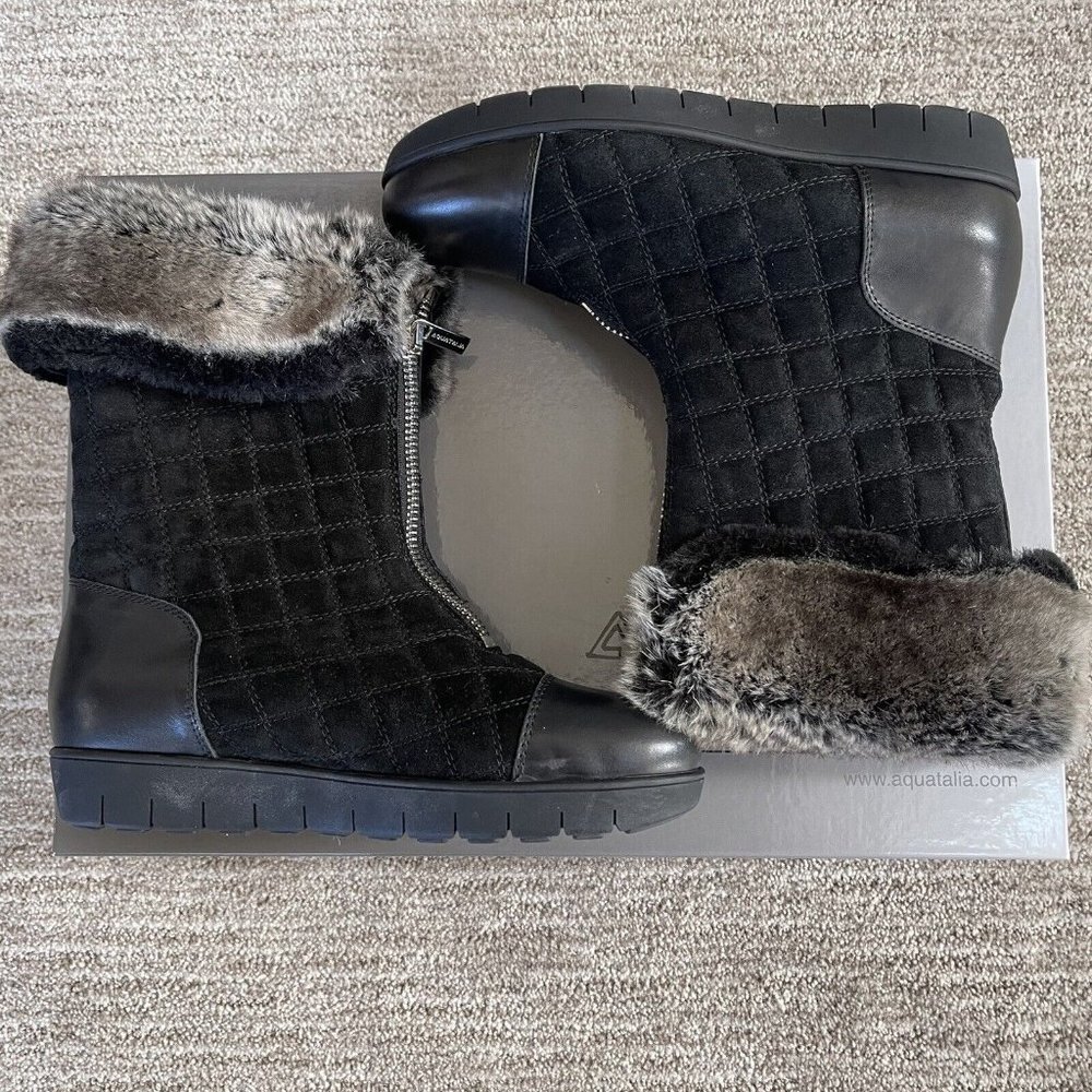 Aquatalia Wanda Snow Winter Boots Womens Size 8 Black Quilted Suede Zip Faux Fur
